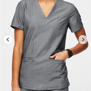 Figs Casma Three Pocket Scrub Top